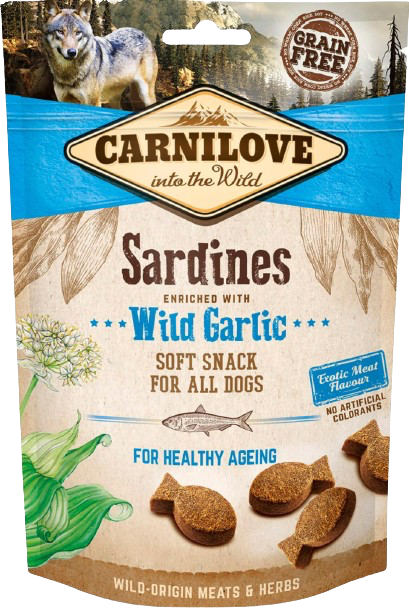 Carnilove - Semi soft snack sardines with wild gardic 200 g.